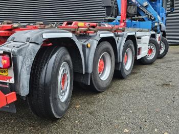 TGS 47.440 BBL / 10X4 HOOKLIFT + Z CRANE
